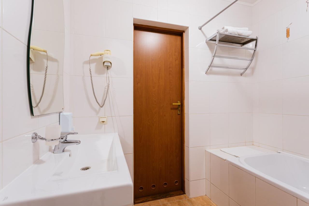 Tiso Apart Hotel Kiev Ngoại thất bức ảnh