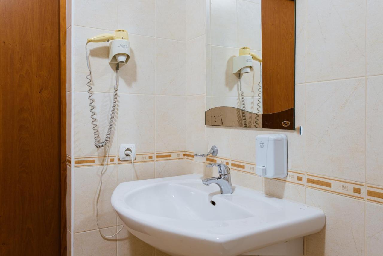 Tiso Apart Hotel Kiev Ngoại thất bức ảnh