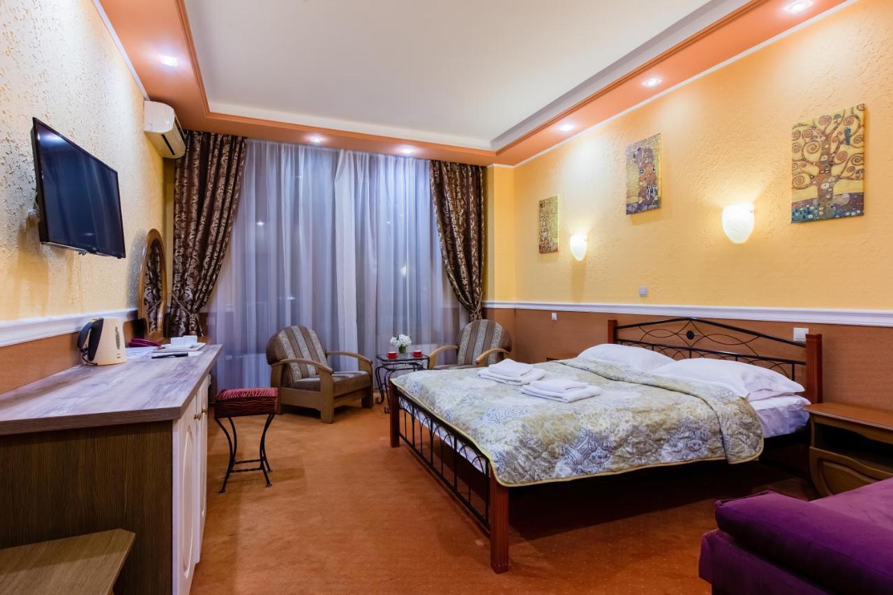 Tiso Apart Hotel Kiev Ngoại thất bức ảnh
